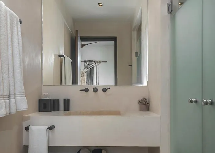 Luxury 3br Tankah Rooftop